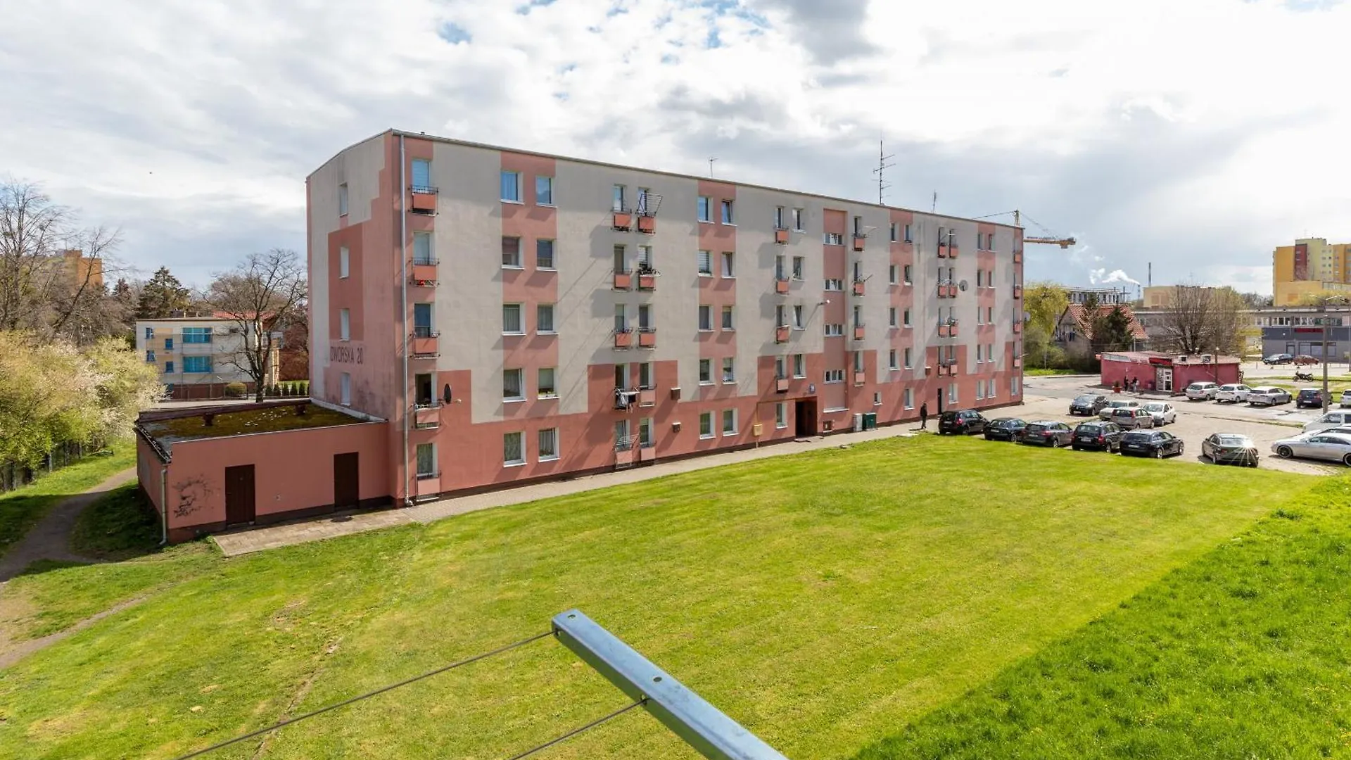 Apartment Dworska Close To The Beach By Noclegi Renters Danzica