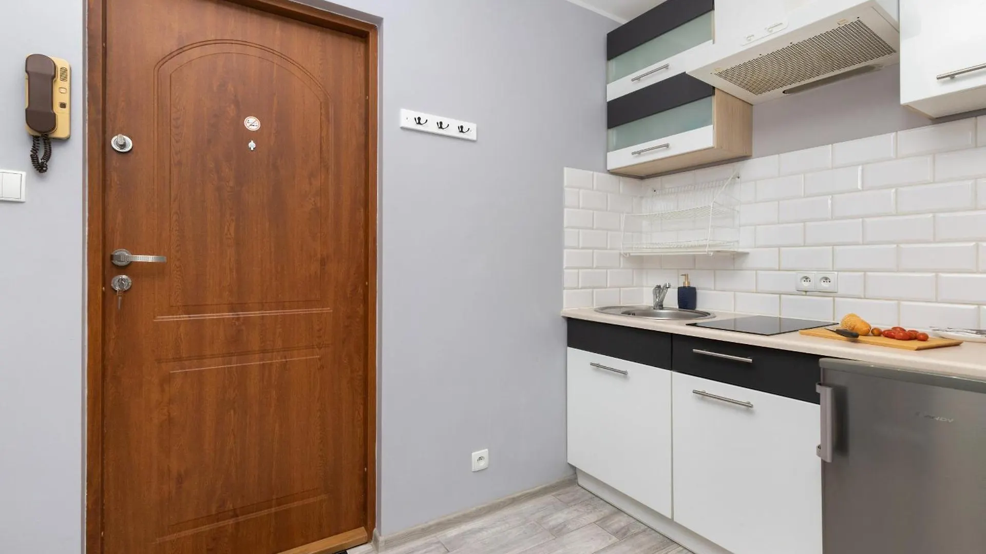Apartment Dworska Close To The Beach By Noclegi Renters Danzica